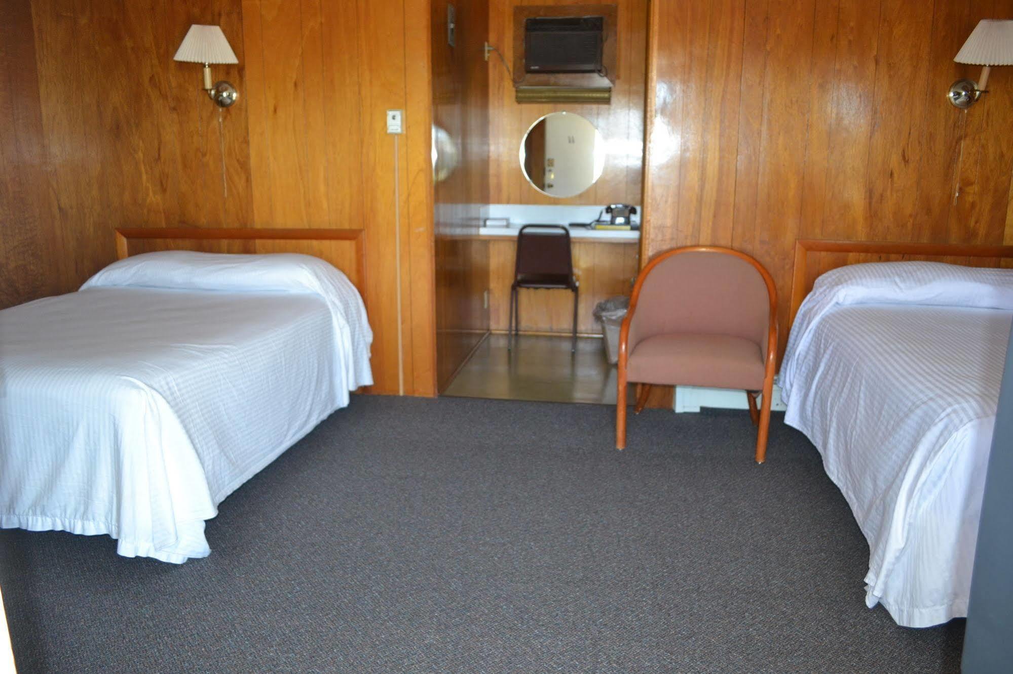 Magnuson Hotel Wauseon Экстерьер фото